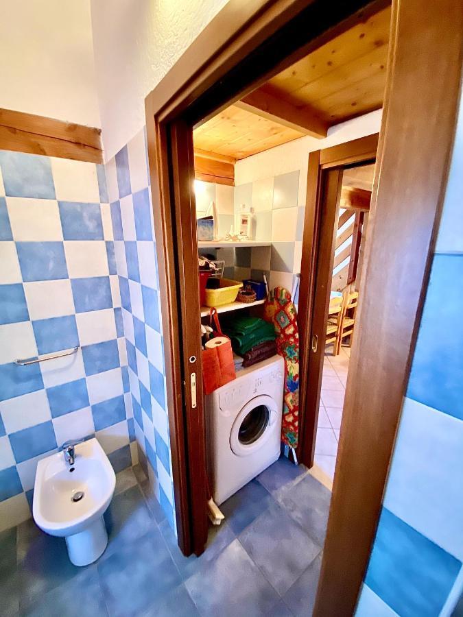 Апартаменты Attico Panoramico Con Soppalco Gignod Экстерьер фото